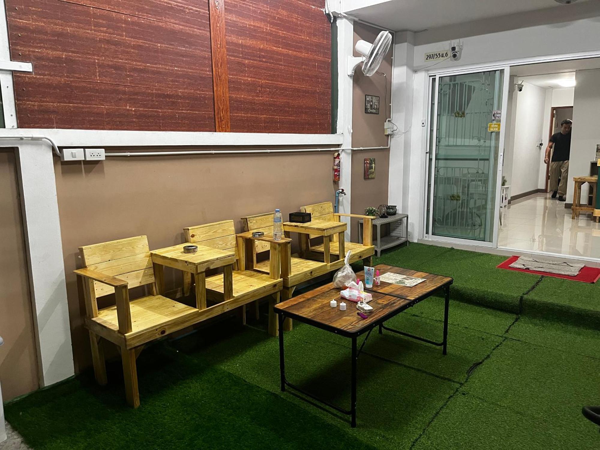 Bed and Breakfast The European House Pattaya Exterior foto